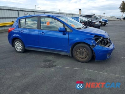 Czwarte zdjęcie samochodu z boku: 2011 NISSAN VERSA 1.8 S VIN:3N1BC1CP8BL456948 - miniatura