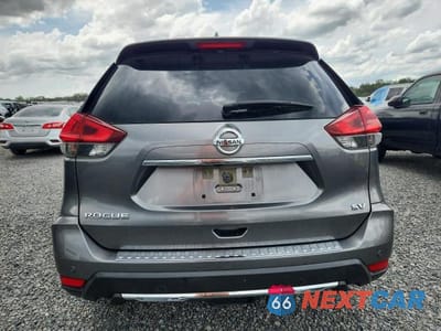 Zdjęcie 6 z 13 samochodu: 2019 NISSAN ROGUE SV VIN:JN8AT2MTXKW259806 - miniatura