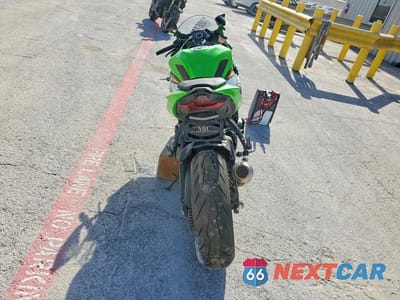 Czwarte zdjęcie samochodu z boku: 2025 KAWASAKI ZX636 K VIN:JKBZXJJ15SA027018 - miniatura