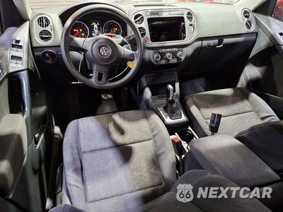 Zdjęcie 8 z 13 samochodu: 2012 VOLKSWAGEN TIGUAN S VIN:WVGAV7AX3CW076772 - miniatura