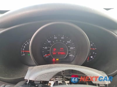 Zdjęcie 9 z 11 samochodu: 2018 KIA SOUL + VIN:KNDJP3A53J7562897 - miniatura