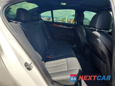 Zdjęcie 10 z 13 samochodu: 2022 BMW 530 I VIN:WBA53BH06NWX83324 - miniatura
