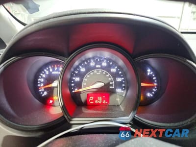 Zdjęcie 9 z 12 samochodu: 2013 KIA RIO LX VIN:KNADM4A35D6238979 - miniatura