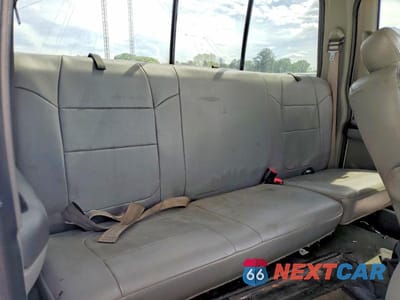 Zdjęcie 10 z 11 samochodu: 2006 FORD F350 SRW SUPER DUTY VIN:1FTWX31P06EC19541 - miniatura