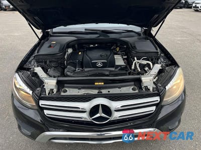 Zdjęcie 8 z 10 samochodu: 2016 MERCEDES-BENZ GLC 300 4MATIC VIN:WDC0G4KB5GF088398 - miniatura