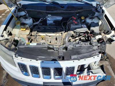 Zdjęcie 12 z 13 samochodu: 2014 JEEP COMPASS SPORT VIN:1C4NJCBA0ED595085 - miniatura