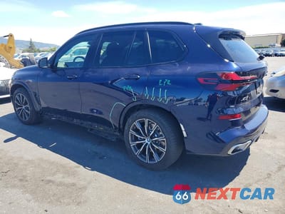 Drugie zdjęcie samochodu z przodu: 2025 BMW X5 XDRIVE50E VIN:5UX43EU09S9Z63380 - miniatura