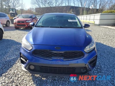 Czwarte zdjęcie samochodu z boku: 2019 KIA FORTE LXS VIN:3KPF24AD8KE024294 - miniatura