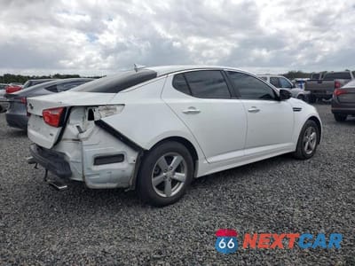Trzecie zdjęcie samochodu z tyłu: 2015 KIA OPTIMA LX VIN:5XXGM4A70FG376808 - miniatura