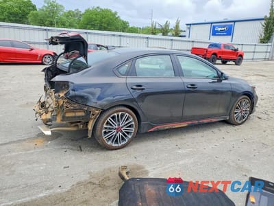 Trzecie zdjęcie samochodu z tyłu: 2024 KIA FORTE GT VIN:3KPF44AC8RE810575 - miniatura