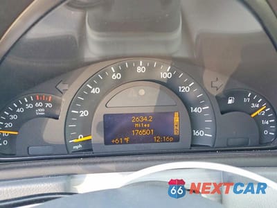 Zdjęcie 9 z 11 samochodu: 2004 MERCEDES-BENZ C 240 4MATIC VIN:WDBRF81J64F502962 - miniatura