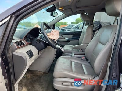 Zdjęcie 7 z 13 samochodu: 2015 HONDA ODYSSEY TOURING VIN:5FNRL5H99FB027898 - miniatura