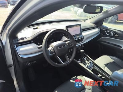 Zdjęcie 7 z 12 samochodu: 2025 JEEP COMPASS LIMITED VIN:3C4NJDCN3ST593893 - miniatura