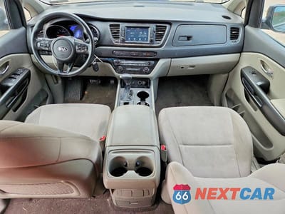 Zdjęcie 8 z 13 samochodu: 2019 KIA SEDONA LX VIN:KNDMB5C14K6526645 - miniatura