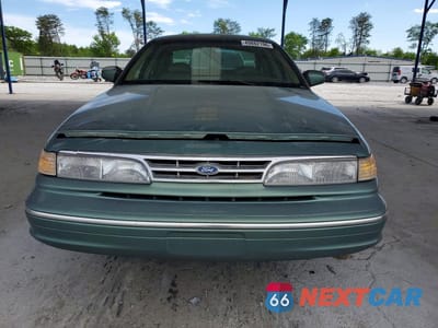 Piąte zdjęcie samochodu w środku: 1997 FORD CROWN VICTORIA LX VIN:2FALP74W0VX101795 - miniatura