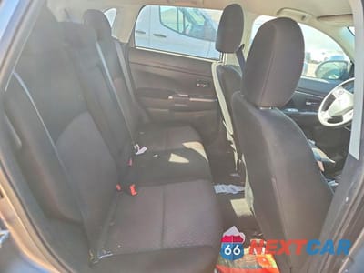 Zdjęcie 11 z 13 samochodu: 2019 MITSUBISHI OUTLANDER SPORT ES VIN:JA4AP3AUXKU035511 - miniatura