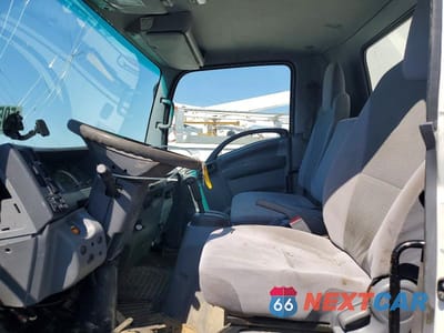 Zdjęcie 7 z 13 samochodu: 2017 ISUZU NQR DELIVERY TRUCK VIN:JALE5W168H7900580 - miniatura
