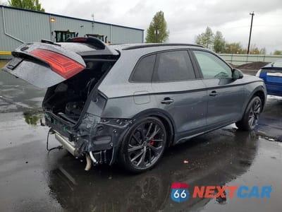 Trzecie zdjęcie samochodu z tyłu: 2025 AUDI SQ5 PREMIUM PLUS VIN:WA1B4AFYXS2007779 - miniatura