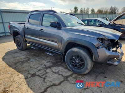 Czwarte zdjęcie samochodu z boku: 2023 TOYOTA TACOMA SR5 V6 VIN:3TYCZ5AN8PT130338 - miniatura
