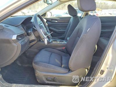 Zdjęcie 7 z 13 samochodu: 2019 NISSAN ALTIMA S VIN:1N4BL4BW1KC158962 - miniatura