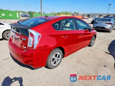 Trzecie zdjęcie samochodu z tyłu: 2012 TOYOTA PRIUS THREE VIN:JTDKN3DUXC5412913 - miniatura