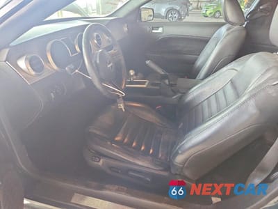 Zdjęcie 7 z 12 samochodu: 2008 FORD MUSTANG GT VIN:1ZVHT82H985178383 - miniatura