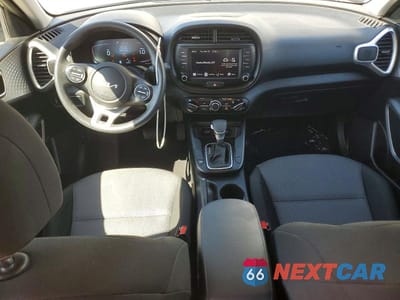 Zdjęcie 8 z 12 samochodu: 2024 KIA SOUL LX VIN:KNDJ23AU0R7242535 - miniatura