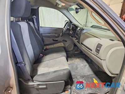 Zdjęcie 10 z 12 samochodu: 2009 CHEVROLET SILVERADO C1500 VIN:1GCEC14X39Z111581 - miniatura