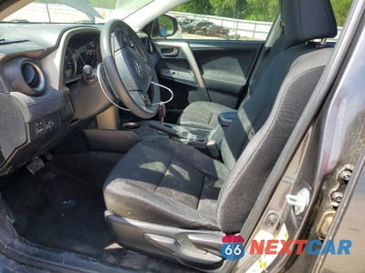 Zdjęcie 7 z 14 samochodu: 2015 TOYOTA RAV4 LE VIN:JTMZFREV9FD077188 - miniatura
