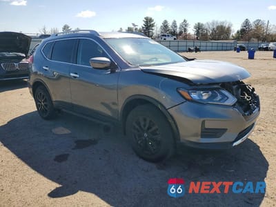 Czwarte zdjęcie samochodu z boku: 2019 NISSAN ROGUE S VIN:5N1AT2MV6KC798787 - miniatura