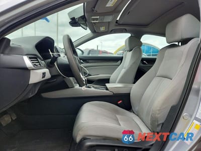 Zdjęcie 7 z 12 samochodu: 2018 HONDA ACCORD EX VIN:1HGCV1F44JA263930 - miniatura