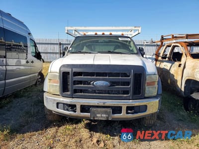 Piąte zdjęcie samochodu w środku: 2008 FORD F450 SUPER DUTY UTILITY / SERVICE TRUCK VIN:1FDXW46R98EA09686 - miniatura