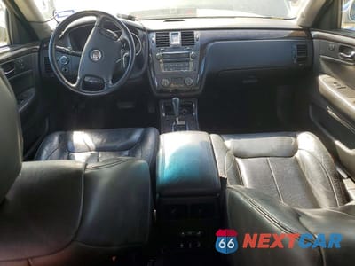 Zdjęcie 8 z 12 samochodu: 2011 CADILLAC DTS LUXURY COLLECTION VIN:1G6KD5E61BU149460 - miniatura