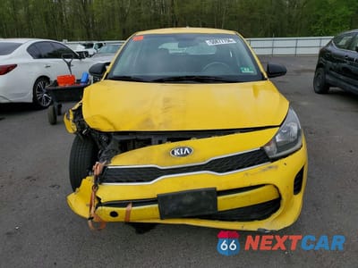 Piąte zdjęcie samochodu w środku: 2018 KIA RIO 5-DOOR LX VIN:3KPA25AB3JE119777 - miniatura