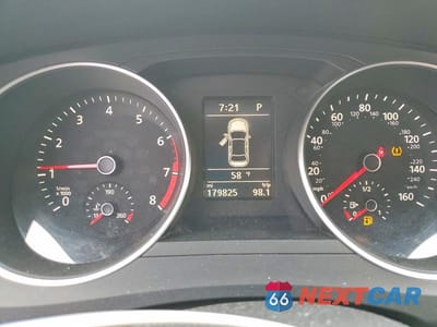 Zdjęcie 9 z 11 samochodu: 2015 VOLKSWAGEN JETTA SE VIN:3VWD07AJ0FM354458 - miniatura