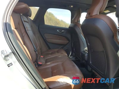 Zdjęcie 11 z 13 samochodu: 2021 VOLVO XC60 T5 INSCRIPTION VIN:YV4102RLXM1755098 - miniatura