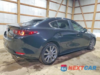 Trzecie zdjęcie samochodu z tyłu: 2025 MAZDA 3 PREFERRED VIN:3MZBPACM4SM450188 - miniatura