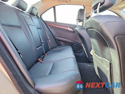 Zdjęcie 10 z 11 samochodu: 2010 MERCEDES-BENZ C 300 4MATIC VIN:WDDGF8BB8AF402055 - miniatura