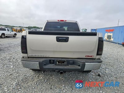 Zdjęcie 6 z 12 samochodu: 2007 GMC NEW SIERRA C1500 VIN:2GTEC13C671621203 - miniatura