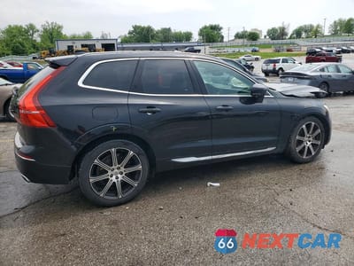 Trzecie zdjęcie samochodu z tyłu: 2018 VOLVO XC60 T6 VIN:LYVA22RLXJB106032 - miniatura