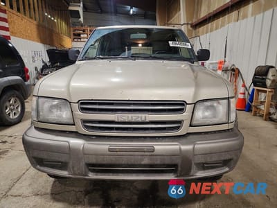 Piąte zdjęcie samochodu w środku: 2001 ISUZU TROOPER S VIN:JACDJ58X817J11318 - miniatura