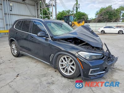 Czwarte zdjęcie samochodu z boku: 2023 BMW X5 SDRIVE 40I VIN:5UXCR4C09P9P60244 - miniatura