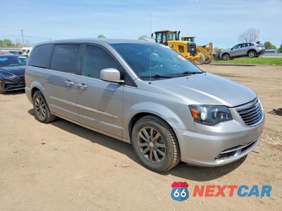 Czwarte zdjęcie samochodu z boku: 2015 CHRYSLER TOWN & COUNTRY S VIN:2C4RC1HG1FR698137 - miniatura