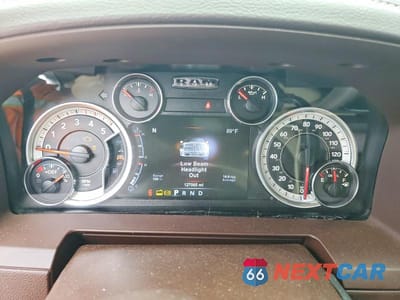 Zdjęcie 9 z 12 samochodu: 2017 RAM 3500 LARAMIE VIN:3C63R3JL2HG713087 - miniatura