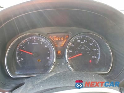 Zdjęcie 9 z 12 samochodu: 2015 NISSAN VERSA NOTE S PLUS VIN:3N1CE2CP1FL405611 - miniatura