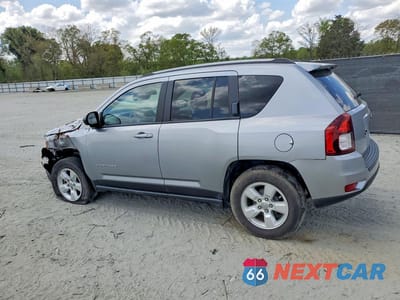 Drugie zdjęcie samochodu z przodu: 2017 JEEP COMPASS SPORT VIN:1C4NJCBAXHD211124 - miniatura