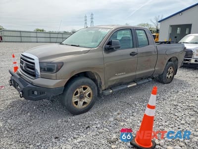 2010 TOYOTA TUNDRA DOUBLE CAB SR5 5TFUM5F10AX013679 - główne zdjęcie licytacji z USA - miniatura
