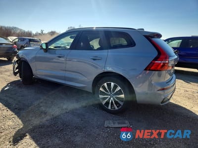 Drugie zdjęcie samochodu z przodu: 2024 VOLVO XC60 PLUS VIN:YV4L12RLXR1710787 - miniatura