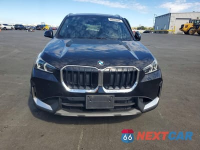 Piąte zdjęcie samochodu w środku: 2023 BMW X1 XDRIVE28I VIN:WBX73EF04P5W33448 - miniatura