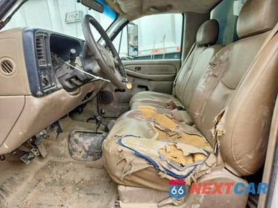 Zdjęcie 7 z 12 samochodu: 2005 CHEVROLET SILVERADO DUMP TRUCK VIN:1GBJK34G15E294109 - miniatura